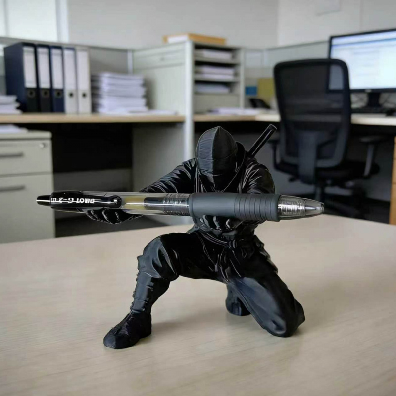3D Printing Office Setup - Ninja Pen Holder 3D Printed Samurai